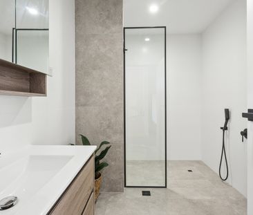 7/289 Port Hacking Road, Miranda NSW 2228 - Townhouse For Rent | Do... - Photo 2