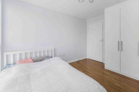 3 bedroom flat share to rent - Photo 3