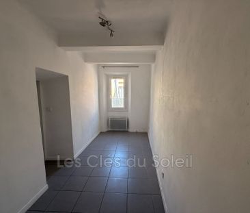 Location Appartement 2 pièces 56m² SOLLIES TOUCAS 83210 - Photo 5