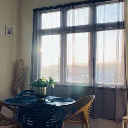 Furnished home in Lyall Bay SHORT TERM ONLY - Photo 1