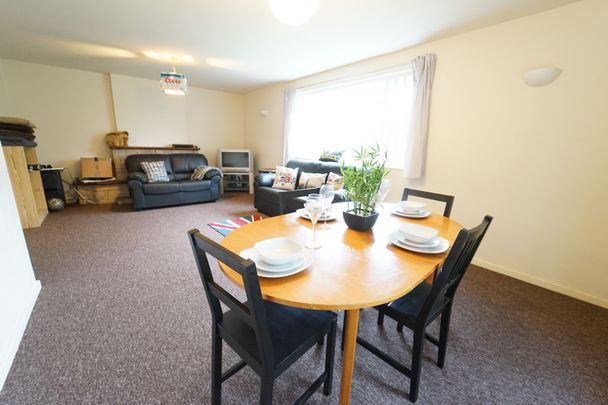 46 Wollaton Road, NG8 1FE, NOTTINGHAM - Photo 1