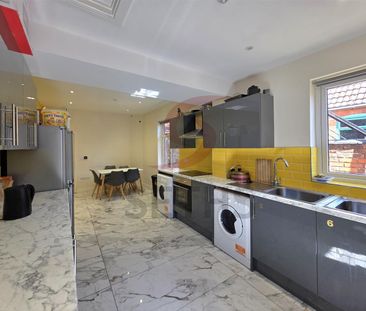 Glenfield Road, LE3, Leicester - Photo 4