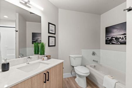 The Churchill Apartments - Photo 5