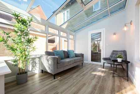 3 bedroom detached house to rent - Photo 2