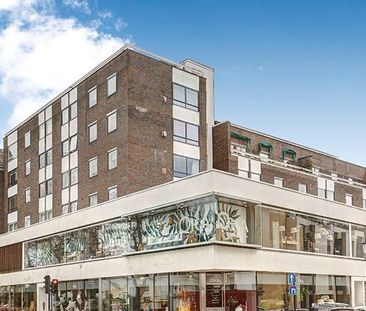 Fulham Road, London - Photo 1