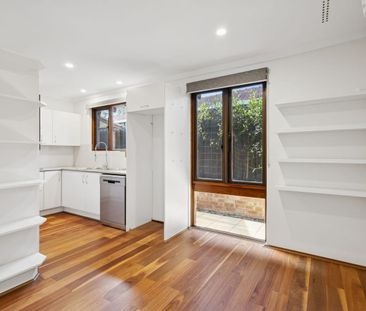 4/261 Labouchere Road, Como, WA 6152 - Photo 1