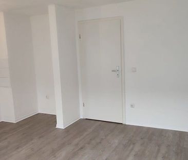 Renovierte 2,5-Zimmer-Wohnung mit Balkon in ruhiger Wohnanlage! - Photo 5