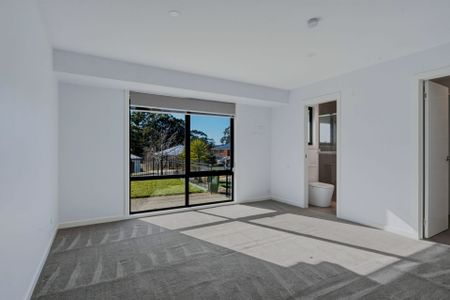 Stylish, Spacious & Ready to Call Home - Photo 5