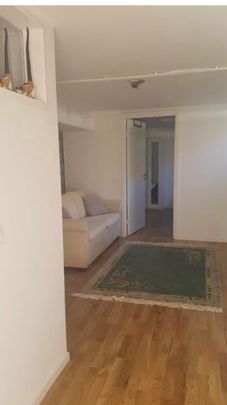 Björkbyvägen, Södertälje - Foto 1