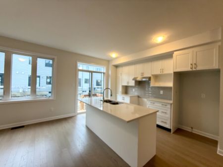 For Lease - 504 Ingenuity Row, Kanata, Ontario - Photo 4