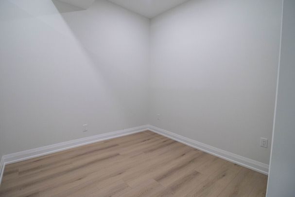 Newly Renovated 1 Bedroom unit in Welland - Photo 1
