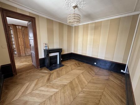 Location Appartement 2 pièces 44m² PARIS 8ème - Photo 3