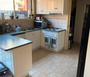 Maribyrnong - Photo 1