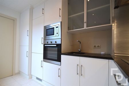 Stadswoning met 3 slaapkamers te huur op centrale locatie te Ieper. - Photo 5