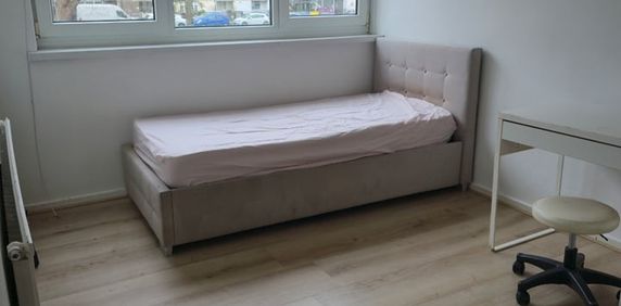 Room in a Shared Flat, Abbot House, E14 - Photo 2