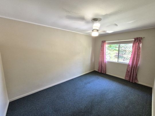 2/27 Collins Street, Clayfield QLD, Belconnen - Photo 1