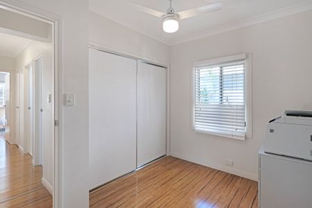 Coastal Living Opposite Pumicestone Passage - Photo 5