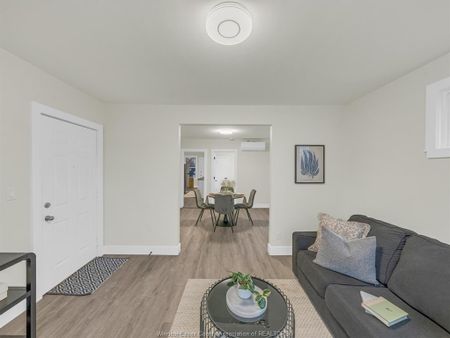For Lease - 557 Cameron Unit# 3, Windsor, Ontario - Photo 3