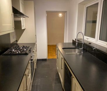 2 bedroom semi-detached house to rent - Photo 6