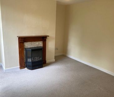 33 Broadstone - Photo 2