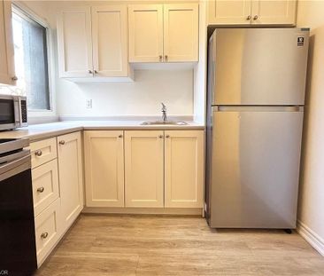 For Lease - 76 Wentworth Street Unit# 2, Hamilton, Ontario - Photo 2