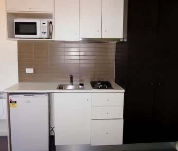 Standard 1 Bedroom - Photo 6