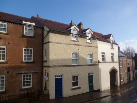 2 bedroom flat to rent - Photo 1