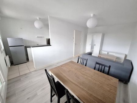 Appartement T2 à louer Bruz - 41 m² - Photo 2
