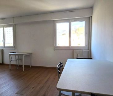 Appartement T1 à louer à Marseille - La Timone - Photo 1