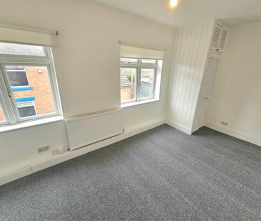 2 bedroom property to rent - Photo 4