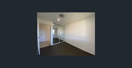 Near New 3 Bedroom Granny Flat - Photo 2