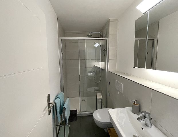 Moderne Wohnung in Leverkusen-Hitdorf – ruhig gelegen zwischen Köln & Düsseldorf - Foto 1