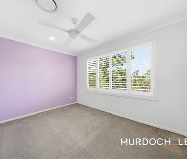 Quiet Set 5 Bedroom House - Photo 5