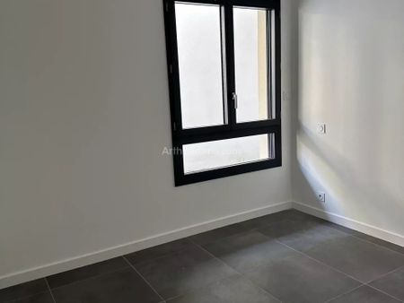 Location Appartement 3 pièces 62 m2 à Ajaccio - Photo 2