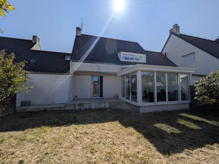 Location Maison 5 pièces 117m² LANNION 22300 - Photo 2
