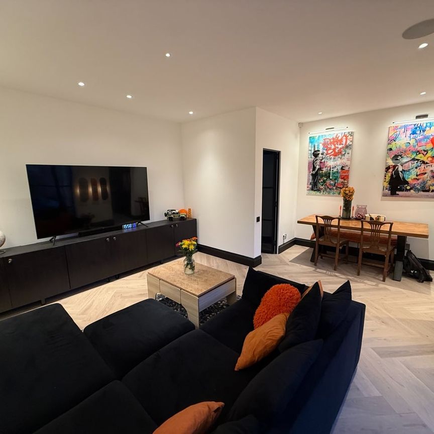 Room in a Shared House, Southdowns Villas, N15 - Photo 1