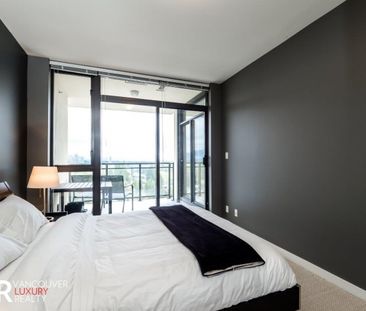 Condo in Port Moody, BC - Photo 3