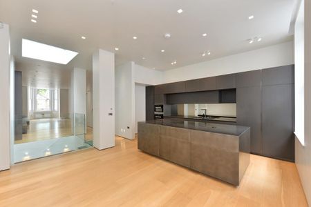 3 bedroom apartment to rent - Photo 4