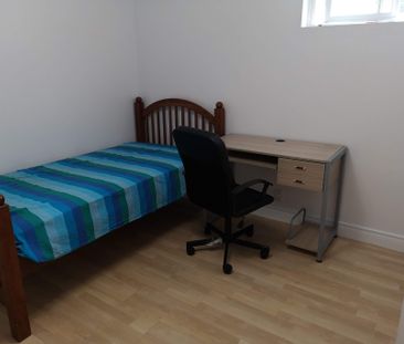 For Lease - 58 Emmeline Crescent, Toronto, Ontario - Photo 3