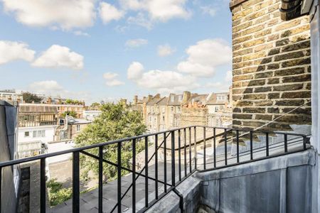 3 bedroom flat to rent - Photo 3