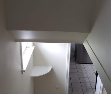 For Lease - 200 Phyllis Avenue Unit# Lower, Toronto, Ontario - Photo 5