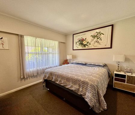 Three bedroom, peaceful, quiet sanctury. - Photo 5