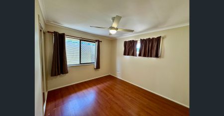 CLASSIC FAMILY HOME IN ROBERTSON! - Photo 4