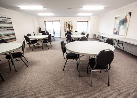 Fallowfield Towers II - Photo 2