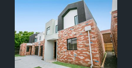 ARCHITECTURALLY DESIGNED INNER CITY LIVING - Photo 2