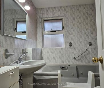 For Lease - 30 Gosling Road Unit# Main, Vaughan, Ontario - Photo 3