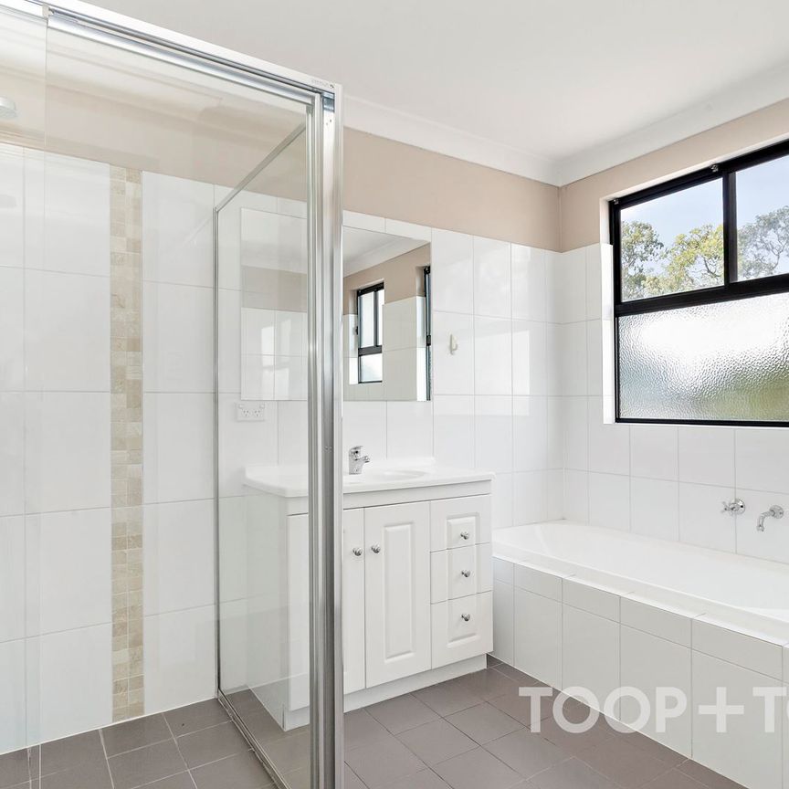 Modern Stylish Home - Photo 1