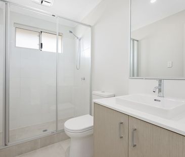 Fresh 4x2 Family Home - Photo 5