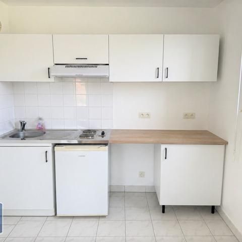 Location Appartement 2 pièces 44m² PINEUILH 33220 - Photo 1