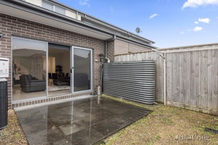 12 Botanic Place, Wantirna South - Photo 3